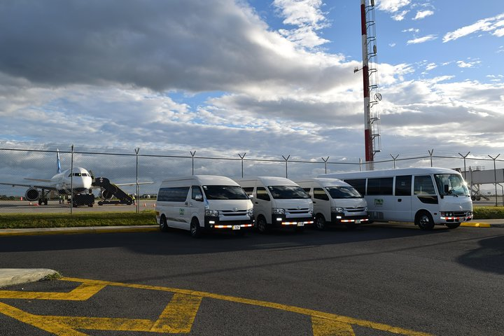 Liberia Airport to Andaz Papagayo Hyatt - Photo 1 of 7